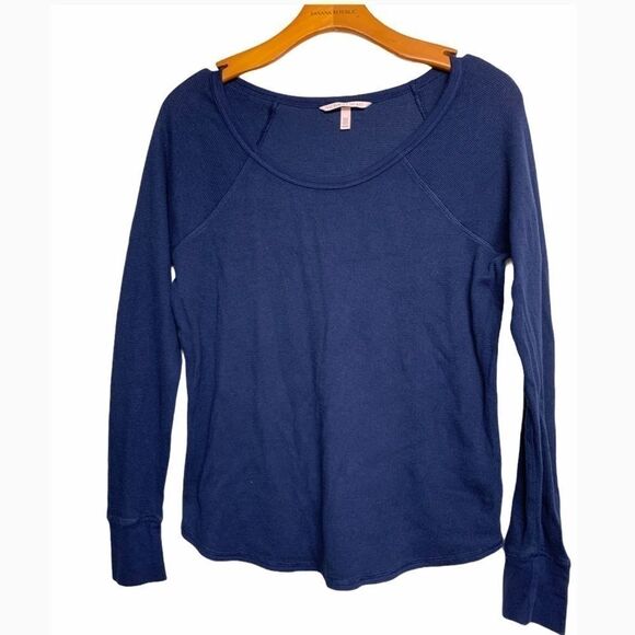 Victoria’s Secret Blue Long Sleeve Thermal Top - Picture 1 of 2